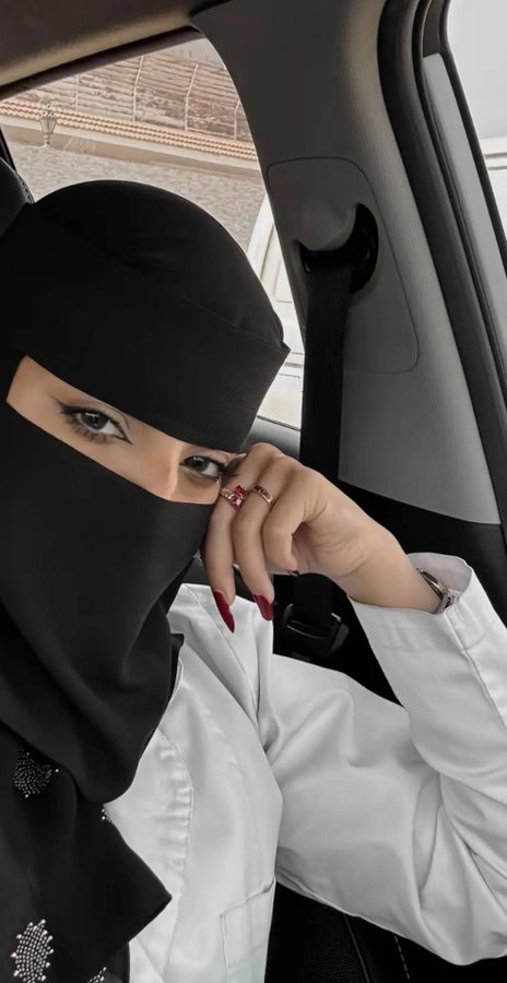 ام روان tweet media