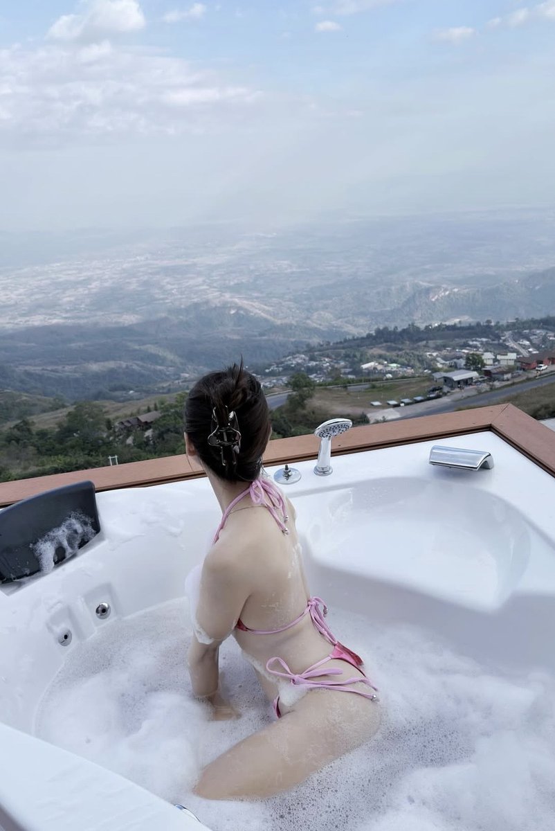 Mintra🌻 tweet media