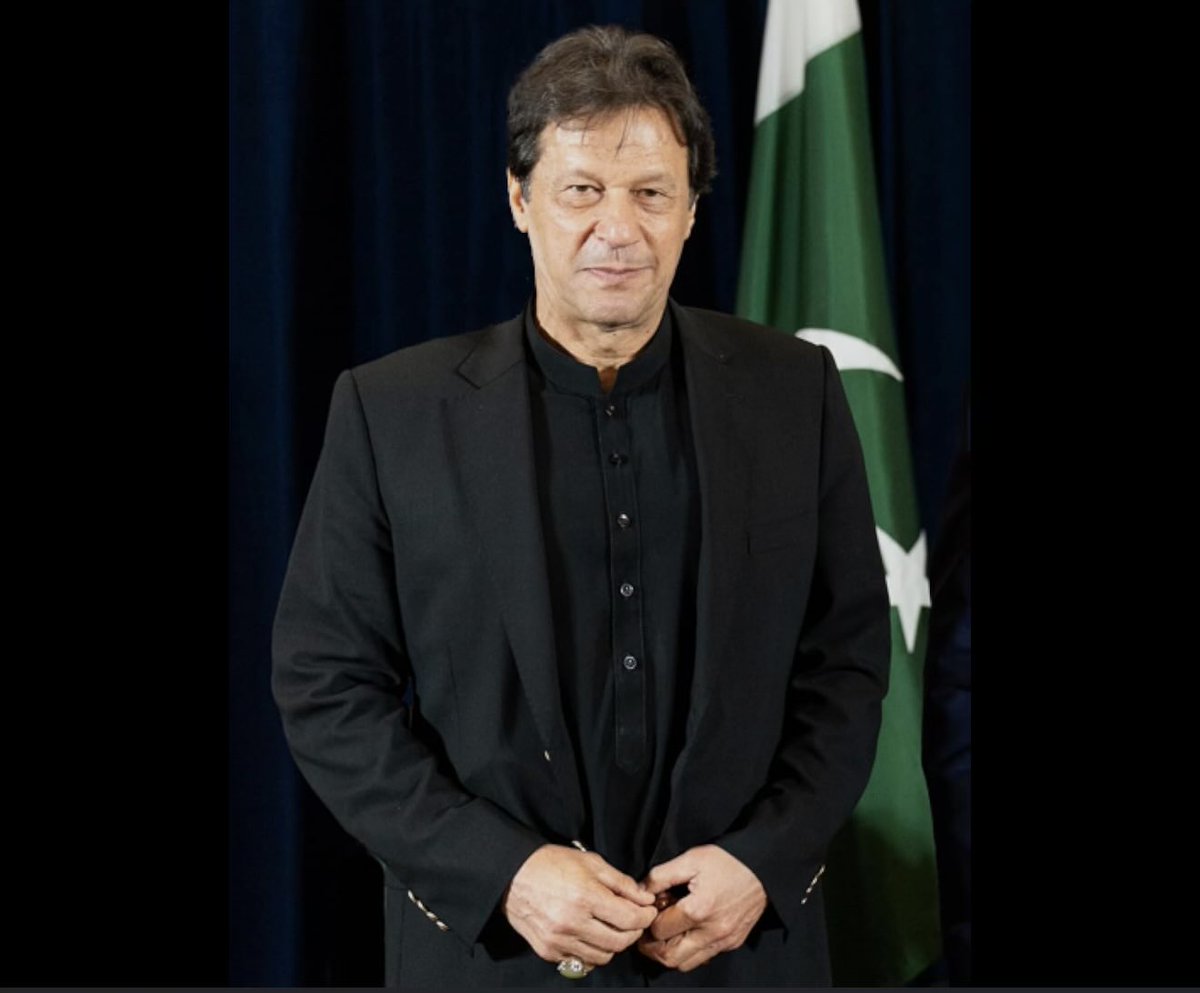 fawadchaudhry's tweet image. مٹی کی محبت میں ہم آشفتہ سروں نے 
وہ قرض اتارے ہیں کہ واجب بھی نہیں تھے 
 
#ReleaseImranKhan