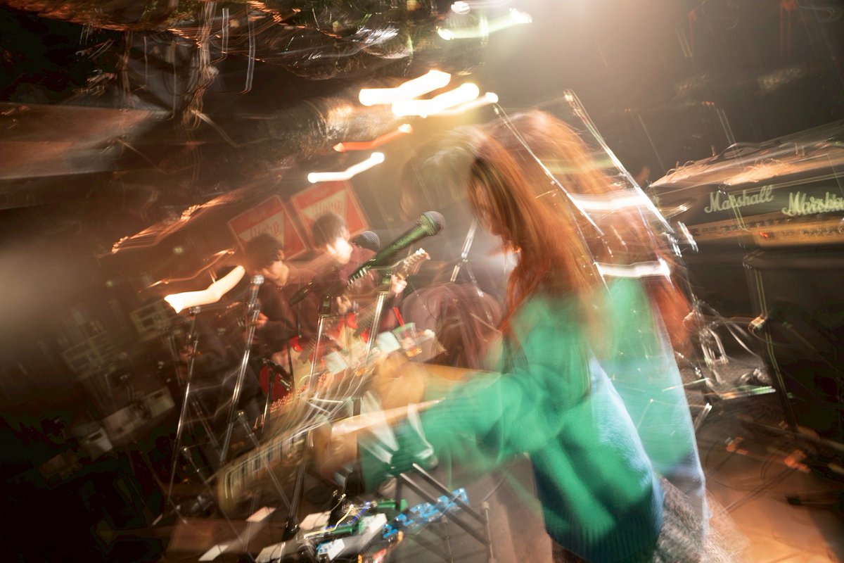 よくいくケバブ屋さん、初めての店員さんの目が綺麗すぎて、見たことない色してて、「目めっちゃ綺麗ですね」って言っちゃったけど、ナンパだと思われてないといいな

そのあとすれ違った親子が笑顔で抱きしめあっていてなんか泣きそうになっちゃった
今日はあったかい