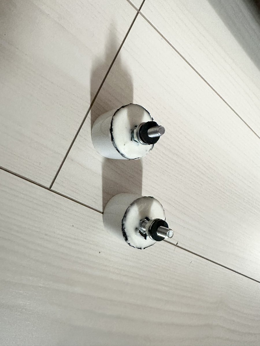 ちよびた tweet media