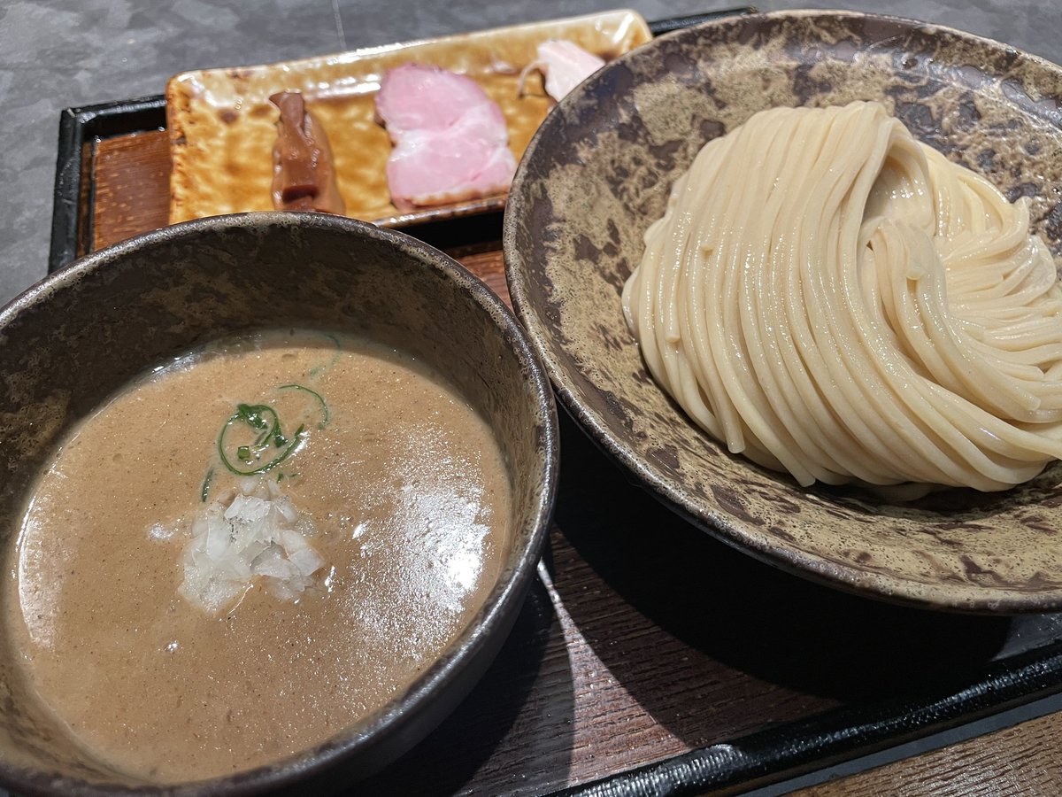 海ぶどう大佐 tweet media