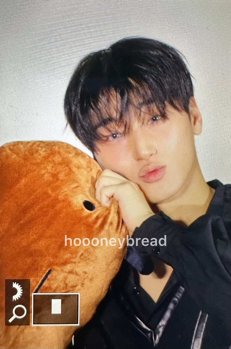 hoooneybread's tweet photo. 260214 

🤎🤎

#에이티즈 #산 #최산
#ateez #san https://t.co/Vp16RVVxEq