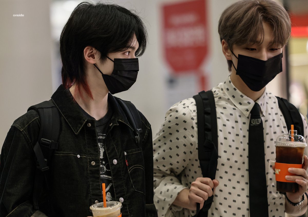 ᴏɴ sɪᴅᴇ tweet media