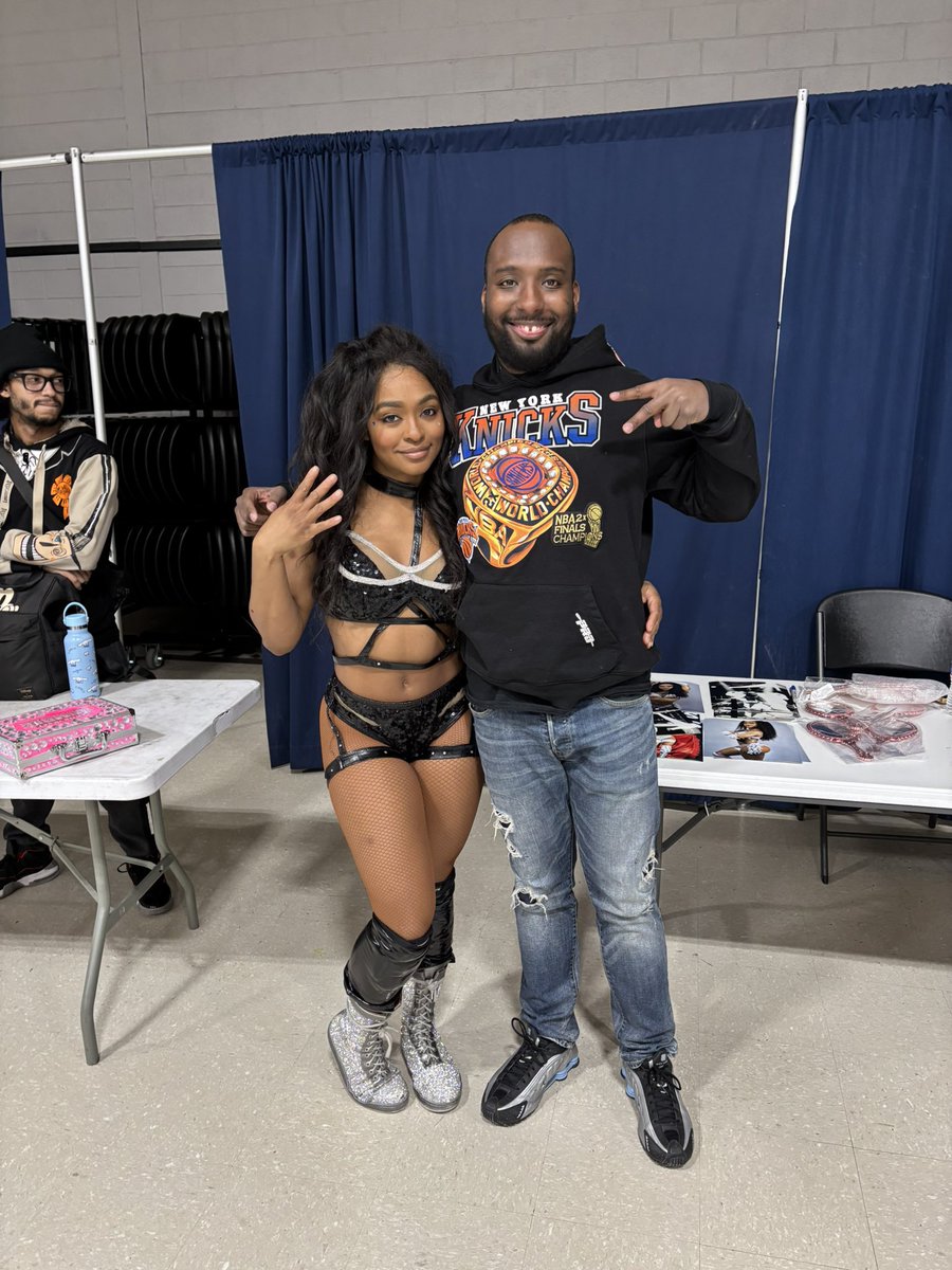 pnelsrock_1990's tweet photo. I had a blast at @ISPWWrestling  shout out to all the talents that put on a a good show. Match of the night were Sonny kiss vs Tina and the Glitter Rumble.  @LuminousJcStorm  will get her revenge and come reclaim what hers. Congrats to @iamtiarajames  for Winning the rumble https://t.co/8GpzxdzkfA