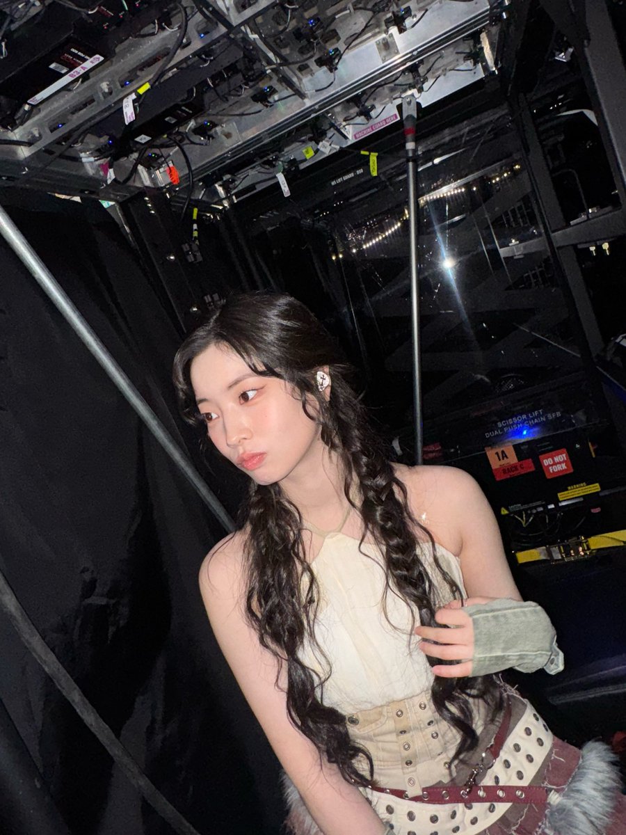 kdhfiles's tweet image. [260214] — 🍫📸