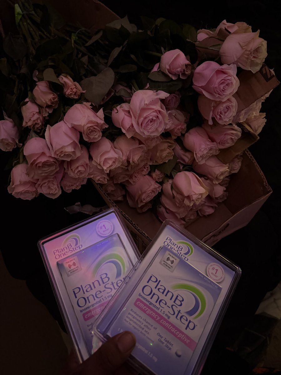 1of1goat's tweet image. Hey Siri play Gunna - wgft