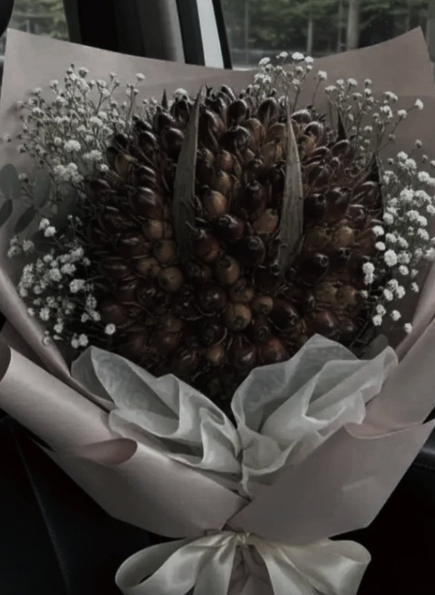 ㅤ️️ ️️
[ A package has been sent to you ]

𝙆𝙣𝙤𝙘𝙠 𝙠𝙣𝙤𝙘𝙠! 📦

𝙏𝙤: You 🩷
 ️️
ㅤ️️