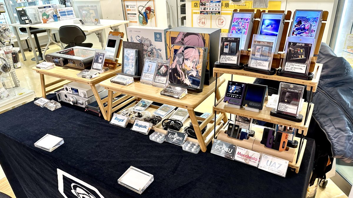 mafty12's tweet photo. iBasso DX270 とても音良かった。。
Epitomeとの組合せが相性抜群でした。 https://t.co/ZkOYN96qEN