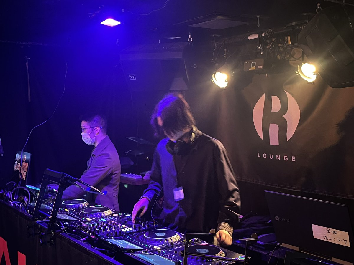 【ぼかいと Vol.3】

💙DJ
そな(<a href="/Sona2525rt/">そな💛3/15ランボカ</a> )

リクエスト曲をたくさん回収中⛄️
 #ぼかいと