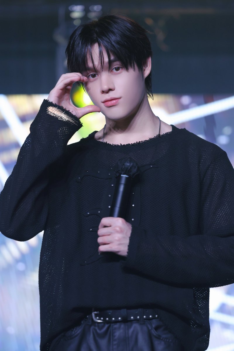 20260206
GHOST9 SPECIAL LIVE EVENT in Tokyo

우리 귀여운 왕자님💛

#고스트나인 #GHOST9
#프린스 #PRINCE