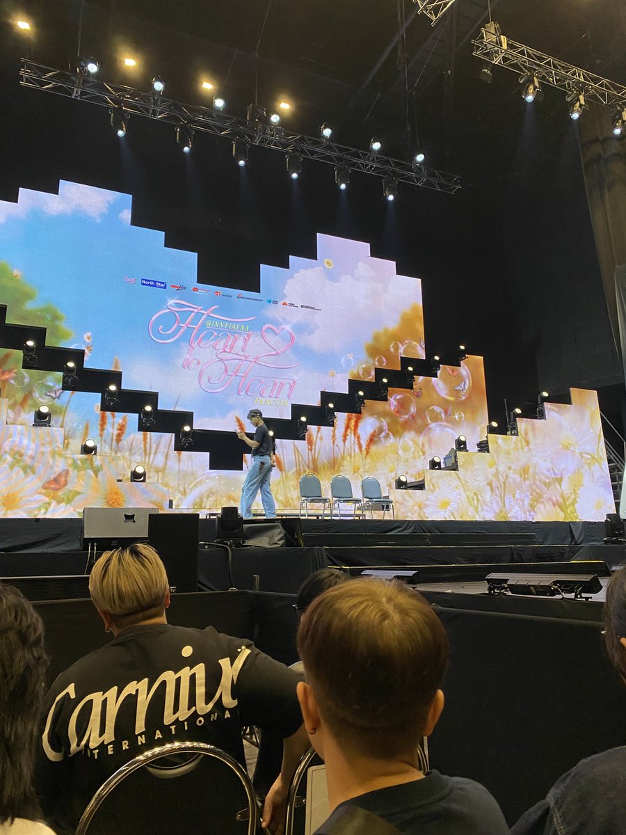 ออกมาเต๊อะลูกกกก อุนแม่จะร้องไห้แล้ว แม่รีบบบบ ฮือออออ

GINJAY HEART TO ALKEY
#GinnyJaynaFirstFanconTH