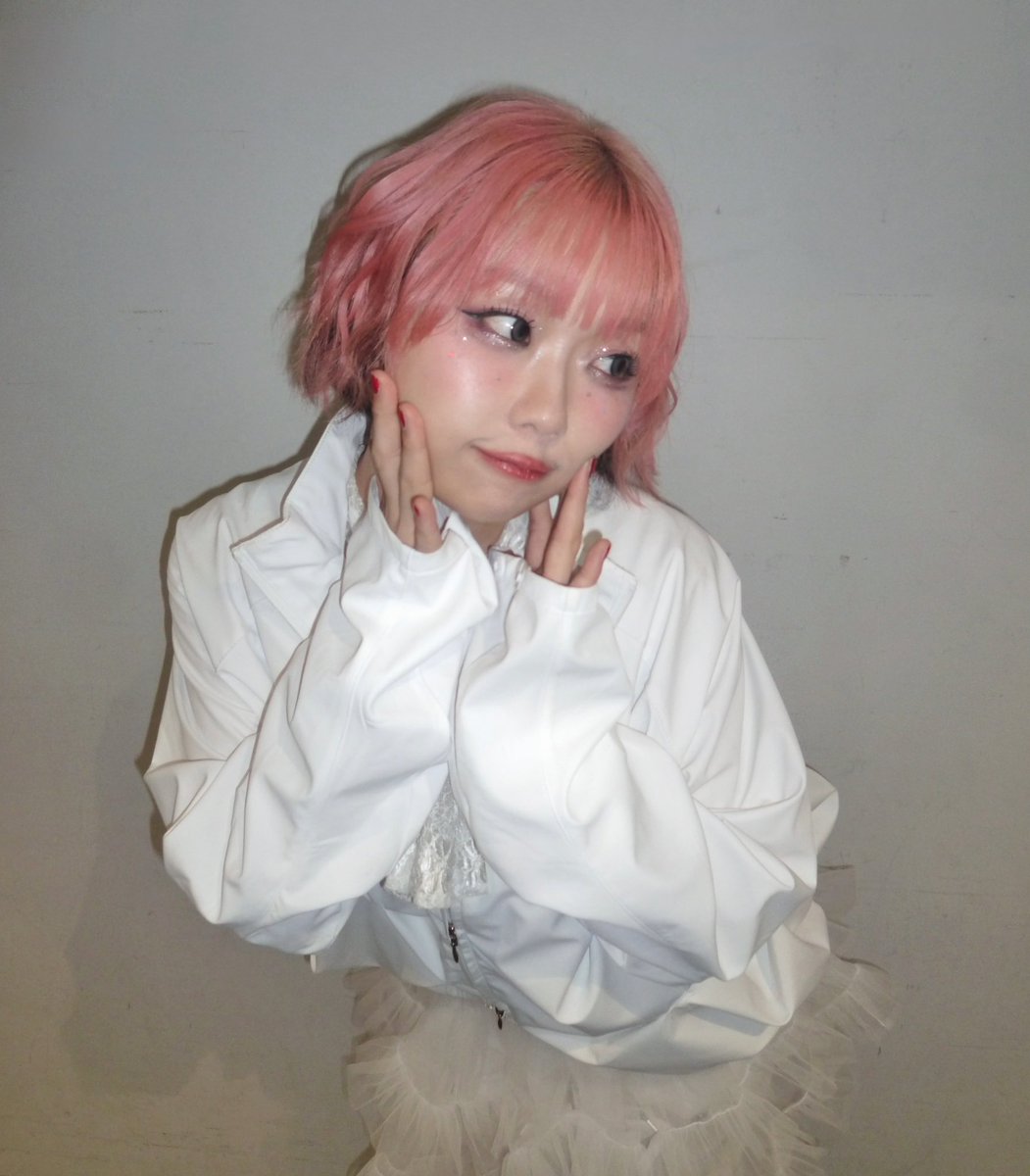 みきまりあ tweet media