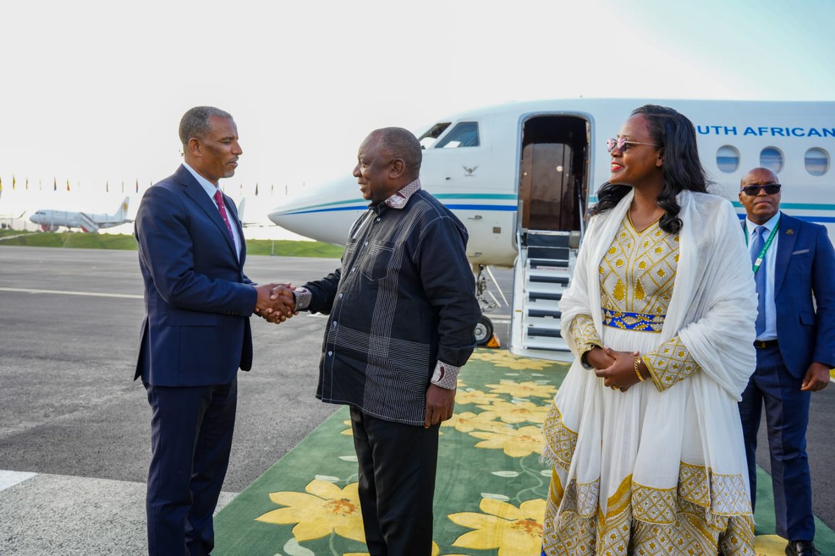 MFAEthiopia's tweet photo. The President of the Republic of #SouthAfrica, Cyril Ramaphosa has arrived in #AddiAbaba to participate in the #39thAUSummit.
Upon his arrival at Bole International Airport, the President was accorded a warm welcome by Minister of Culture and Sports, Shewit Shanka along with State Minister of Foreign Affairs, Ambassador @BerhanuTsegaye.