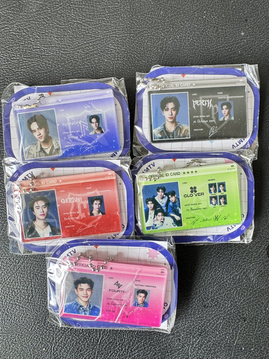 WTS /ขาย
 
พกจ กาชาปอง 120฿ / อัน 

หรือแลก เป็น Jasper ค่ะ 

นัดรับหน้างานวันนี้
#RISERCONCERT
#RISERCONCERTD2
#ตลาดนัดgmmtv 
#ตลาดนัดgmm