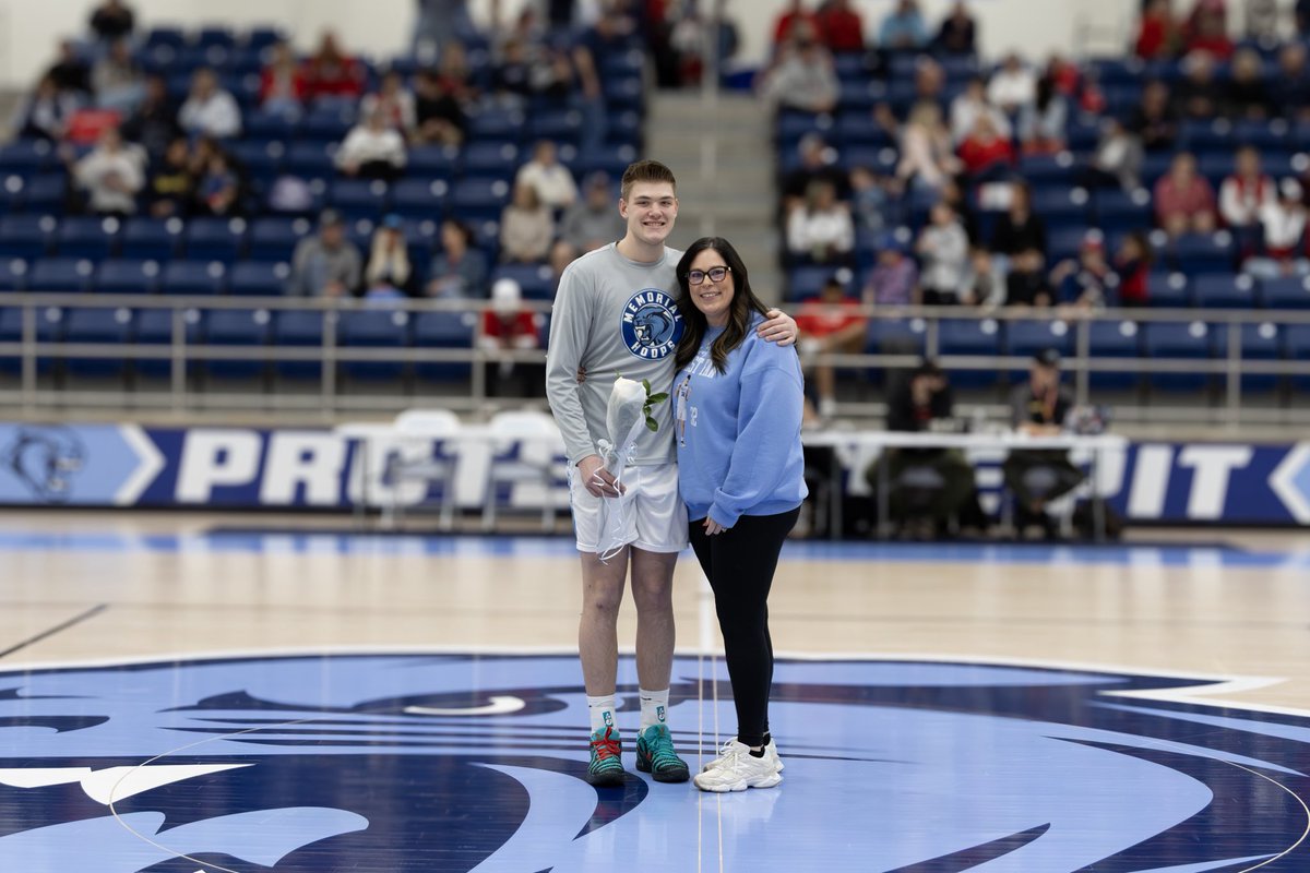 Memorial Hoops 🏀 tweet media