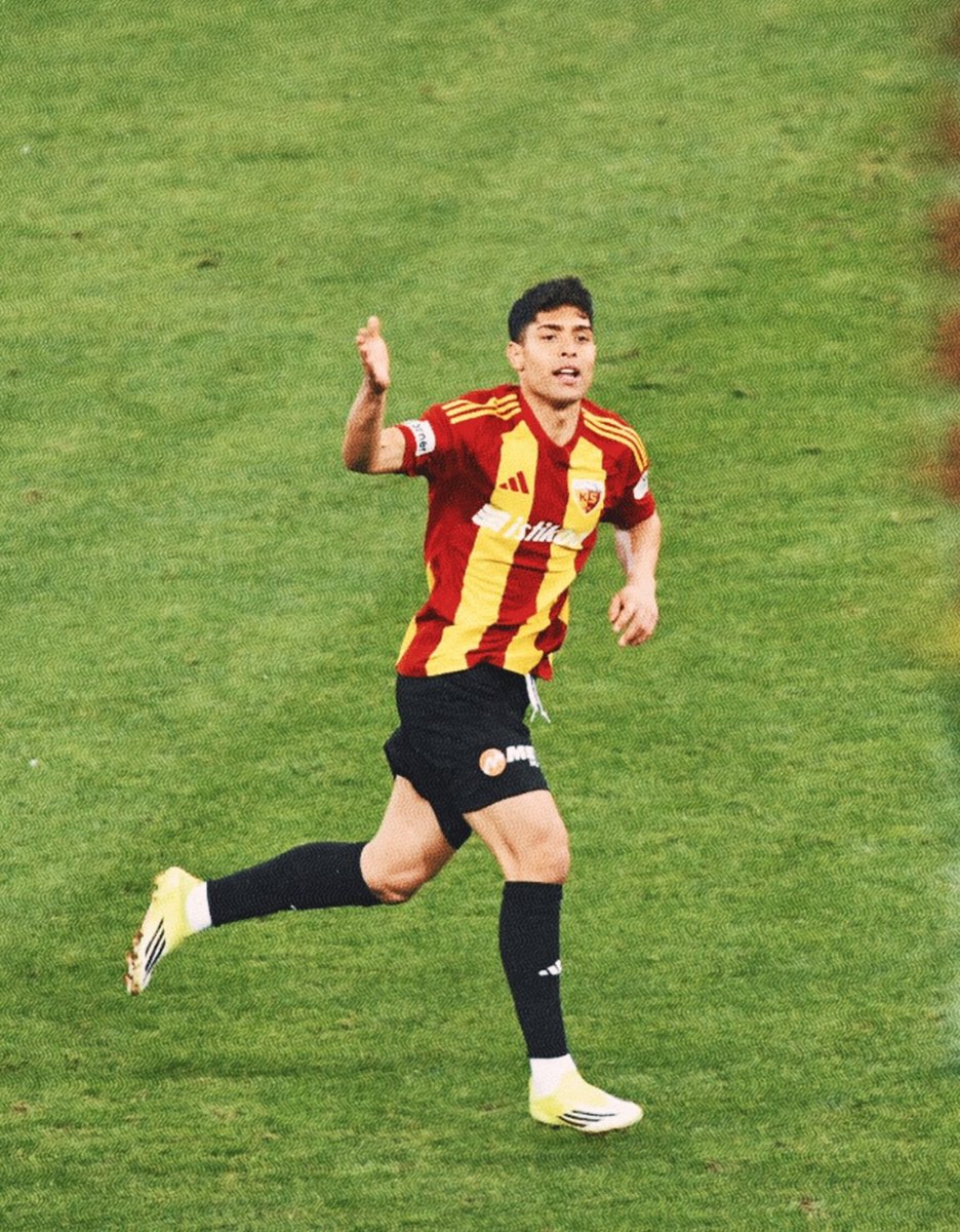 Süper Lig 22. Hafta 

Göztepe V Zecorner Kayserispor’umuz 

🗓️ 15 Şubat Pazar 17:00 
🏟️ ISONEM Park Gürsel Aksel Stadyumu
📲 #GOZvKYS | #KYSR | #GOZvKAY
⚖️ Alper Akarsu