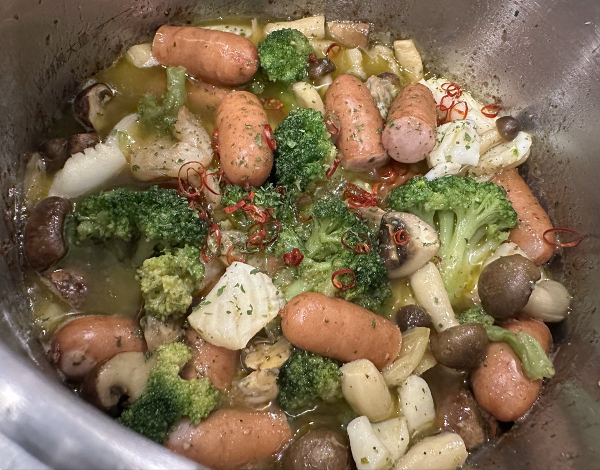 UVERちゃん5体呼ぶゆーチャラ🐲UVER 12/20.21（両日A1） 4/4💿1/18 DJ