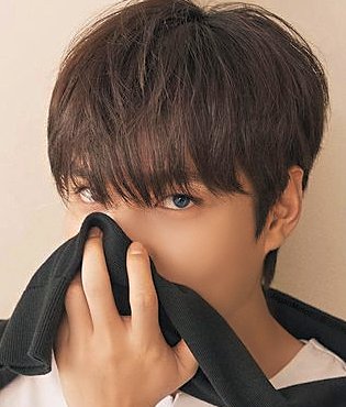 VARVARA47221674's tweet image. Happy Valentine's Day.🍫💖💝
Have a nice day, my dear.💞
@ActorLeeMinHo 
#PROMIZ