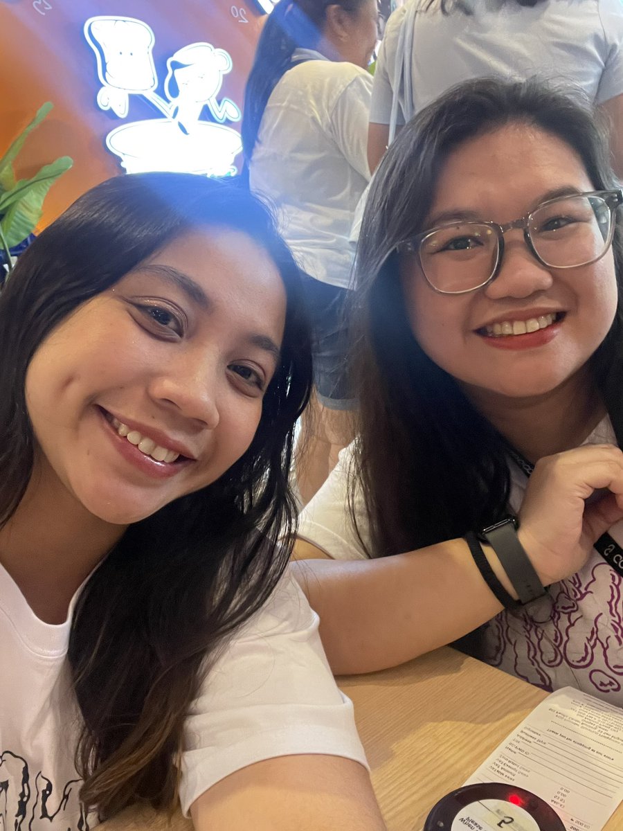 nicnaksjuarez's tweet image. Happy heart’s and carat’s day!!! ❤️🩷🩵💚💜😍🥰

#MeltingUnderYourHeat