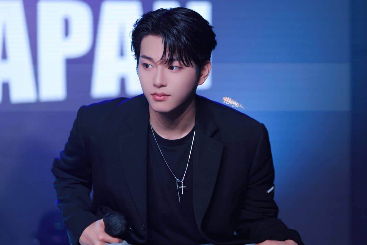 20260206
GHOST9 SPECIAL LIVE EVENT in Tokyo

비주얼 미쳤다

#GHOST9 #고스트나인
#LEEJINWOO #이진우