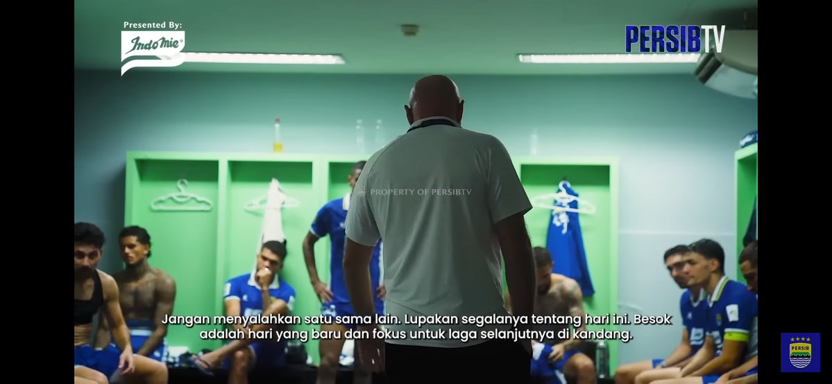 Bojan : Jangan menyalahkan satu sama lain. 

Kalo bahasa anak sekarang mah pick me alias asa pang aingna pangbenerna.