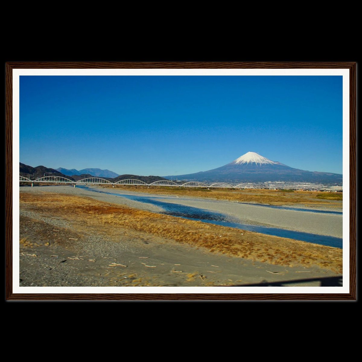 2fbphotos's tweet photo. Experience Mt Fuji from the Shinkansen! Our framed print blends iconic scenery and modern design—perfect for sparking calm and wanderlust in any space.

#MtFuji #JapaneseLandscape #2fb #Japan
https://t.co/xQAktzP5Ox https://t.co/Lm56EGxQKH