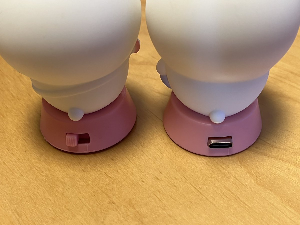 DrTep's tweet photo. ちいかわ キャライト

スイッチの穴が
Type-Cにちょうどいいなぁ…

単純に電池を使わずに、
USB化するのは簡単そう

配線を電池電極からコネクタにして、
抵抗を変えるだけ

もっと激しい改造用に、
もう1つ欲しくなってくる 笑

#ちいかわ
#キャライト
#ちいかわキャライト
#DIY
#LED https://t.co/xqTcUs6Th2