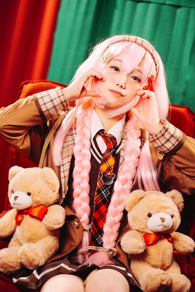 【Cosplay】

🌈🕒/💞🦩（グッズ衣装）

🧸🩷🍫𝓗𝓪𝓹𝓹𝔂𝓥𝓪𝓵𝓮𝓷𝓽𝓲𝓷𝓮🍫🩷🧸

📸:<a href="/Latte_kuromi/">Latte(らて)</a> さん

 #くまいろValentine