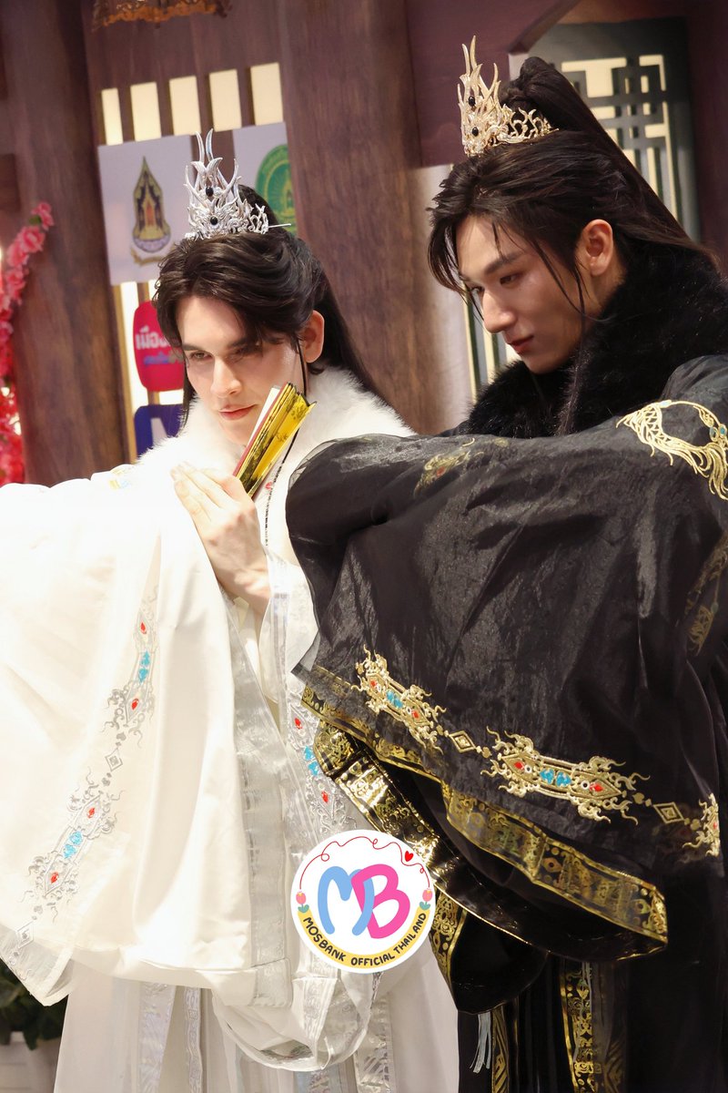 ชีวิตนี้ข้าไม่เคยทำผิด ผิดที่โชคชะตา

MOSBANK CNY AT THE MALL BANGKAPI

#MosBank
#MosBankXJoyLuckLove2026
#TheMallLifestoreJoyLuckLove2026