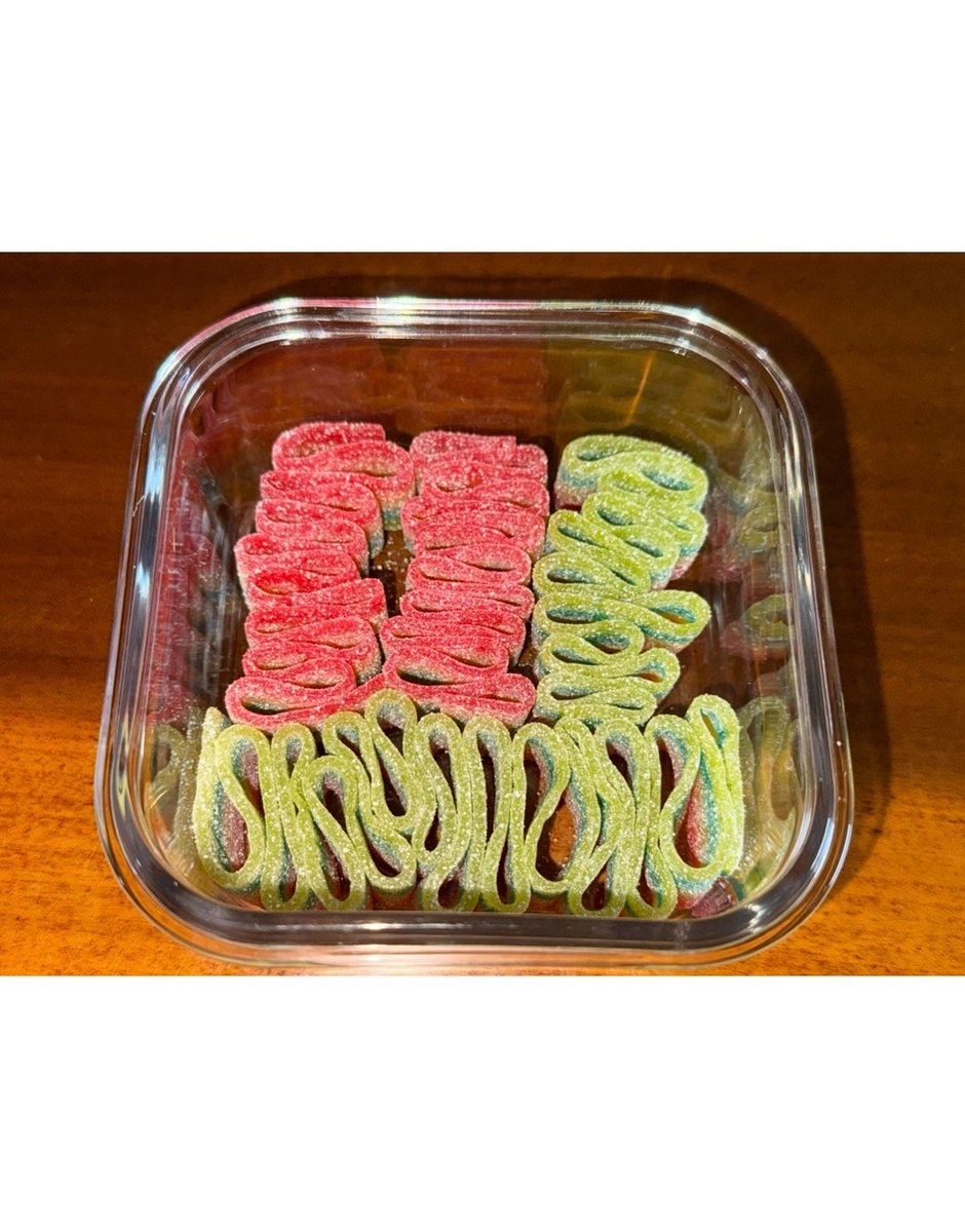 젤리 얼먹이 유행이라 탑승했는데 
+ 이 나갈 뻔함
+ 턱 근육 존나 씀