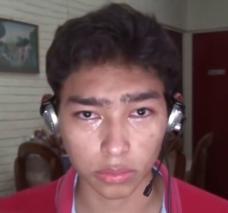 VENOM NOOOOOO
Yo cantantola el martes todo el rato en la fila y resulta que solo se la tocan a Mexico