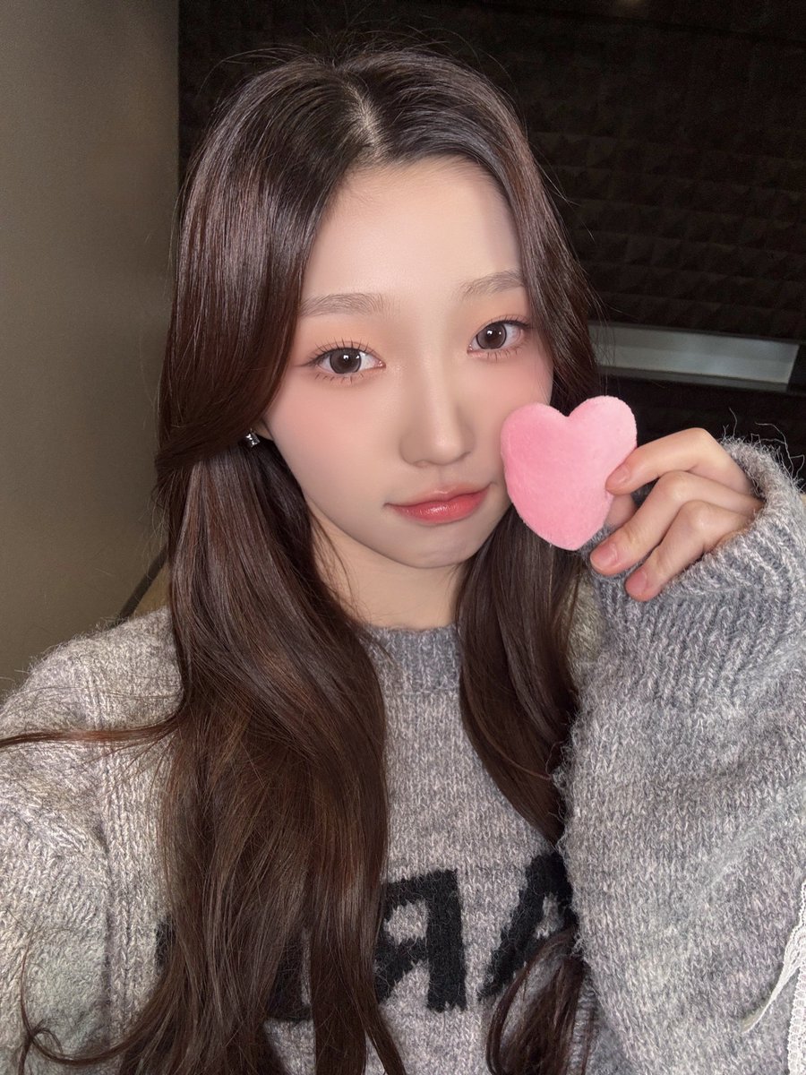 초콜릿 내가 주께😍🍫 마이 무💛
⠀
#USPEER #유스피어
#ROA #로아