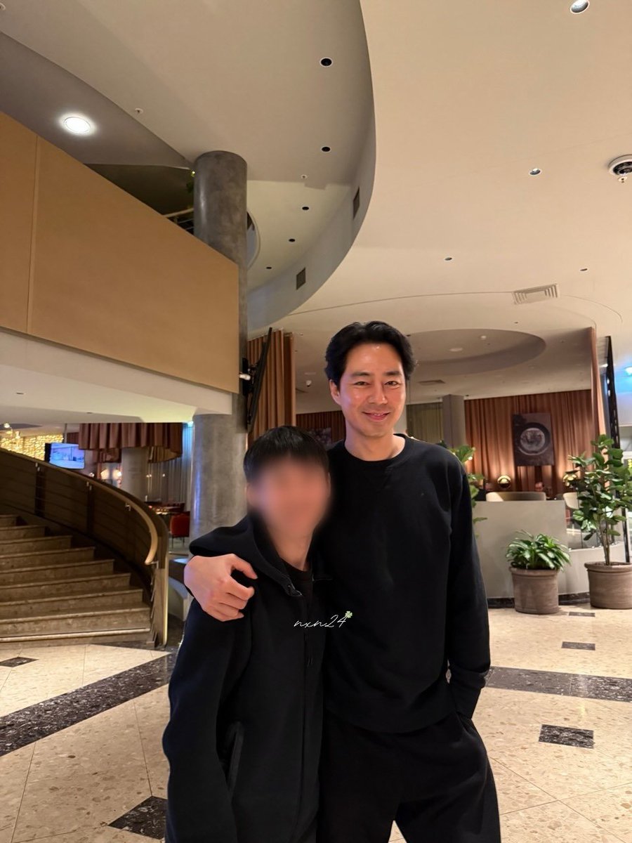 monteaforsure's tweet photo. Happy weekend!
#HUMINT #휴민트 
#ZoInsung #JoInsung #조인성 #ShinSeKyung #신세경 https://t.co/7XCHk8dV48