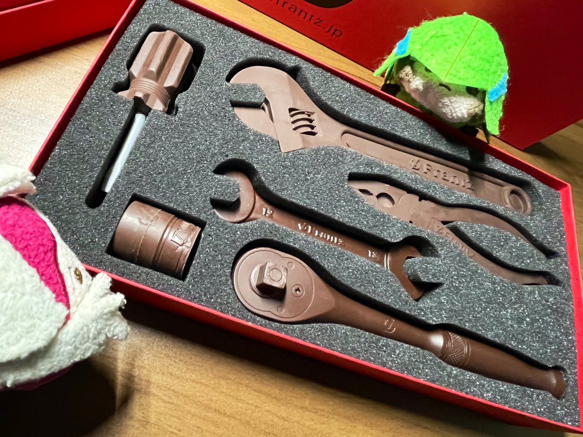 今年のバレンタインはからくりとバイクが大好きなニキに送る工具チョコー🛠️✨💜
以前に相互さんに教えてもらったところのチョコです🍫