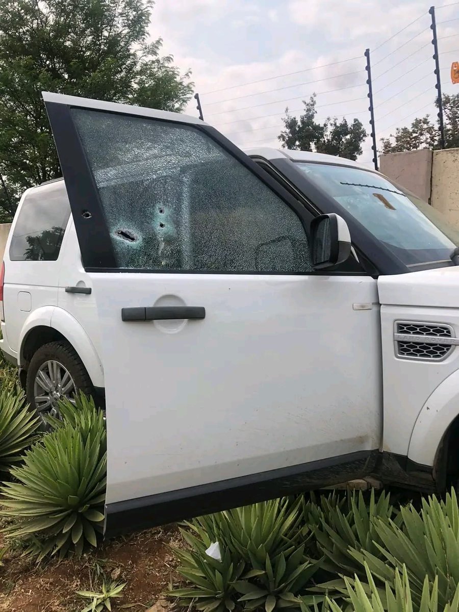 Hitman Behind Assassination of Gauteng Whistle-Blower Arrested in KZN

The hitman who shot and killed a Gauteng businessman who blew the whistle on corruption in the provincial government has been arrested in Mtubatuba in northern KwaZulu-Natal (KZN).

Minenhle Mthembu (30)