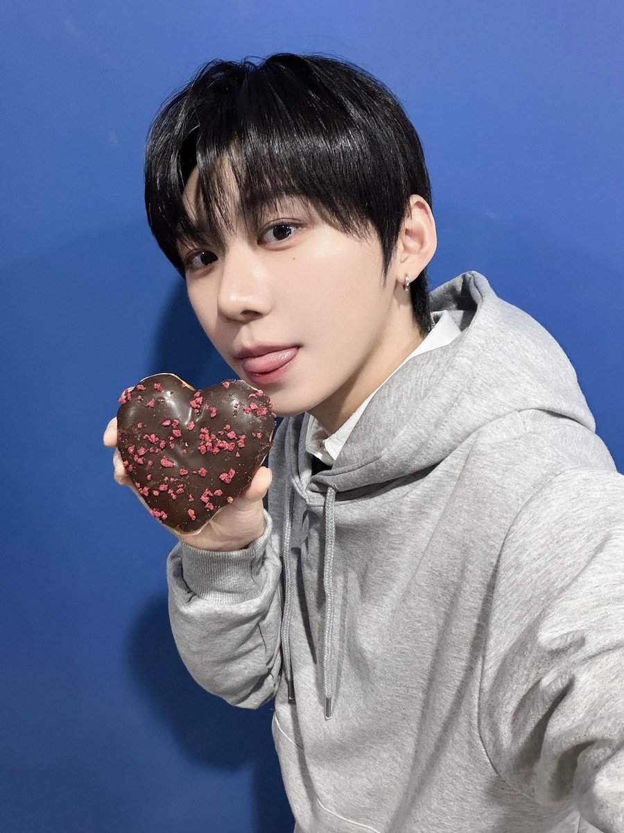 📸] 260214 - HAN UPDATE FROM @AHOF_official X POST “𝓗𝓪𝓹𝓹𝔂