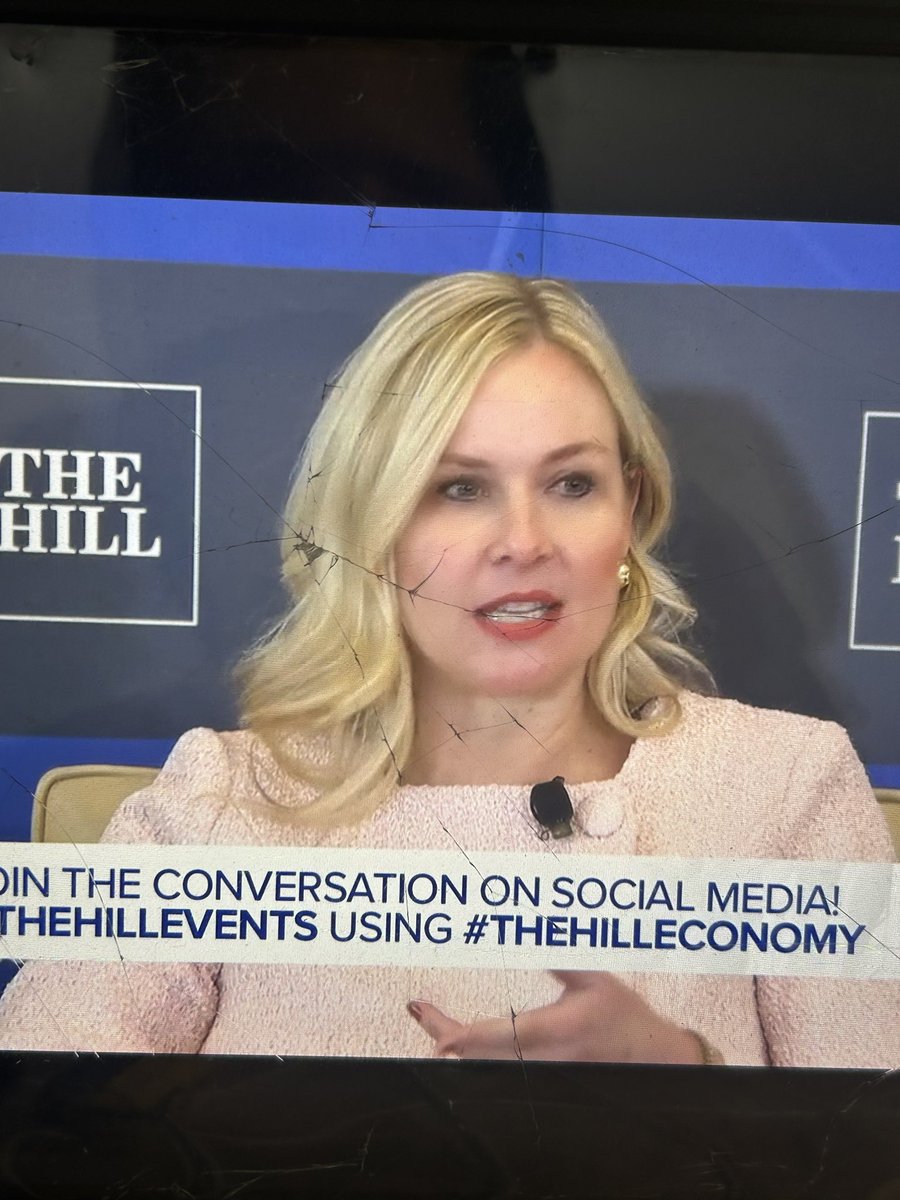 BlockBoss_Trev's tweet photo. This is a great panel ! I gotta say… Open banking chat, this woman has a great brain !! https://t.co/e7Bxk6qDIR