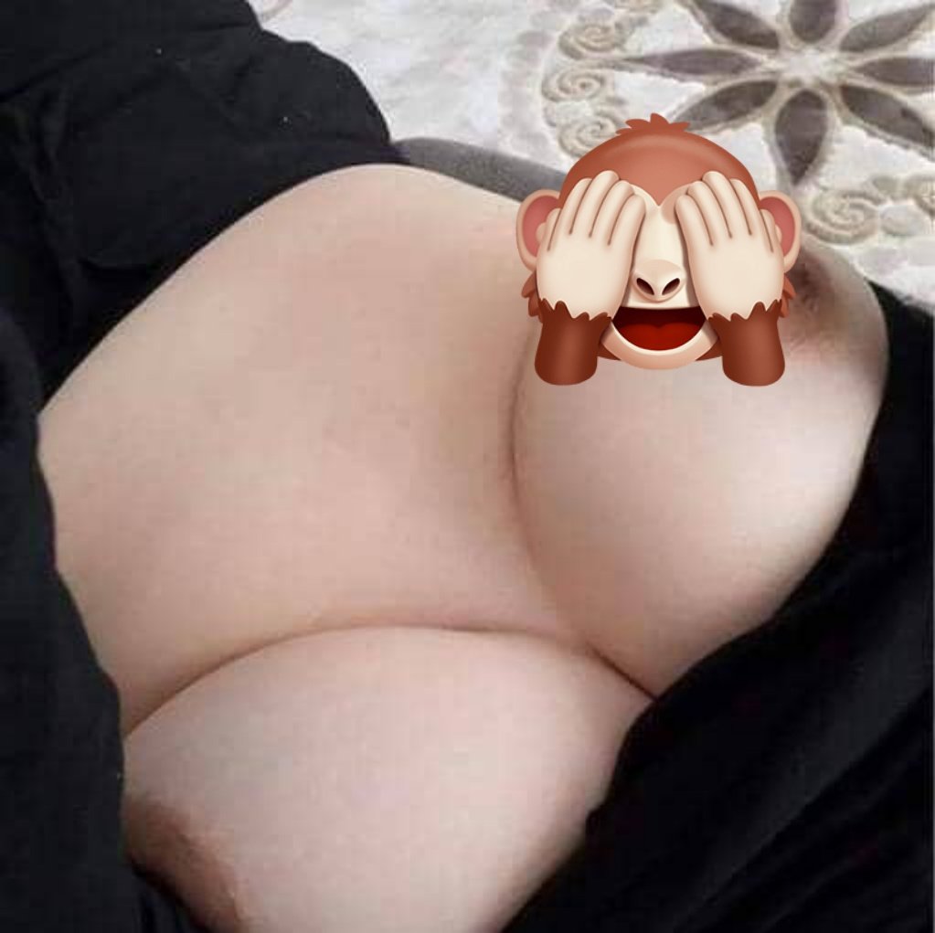 Another guy tweet media