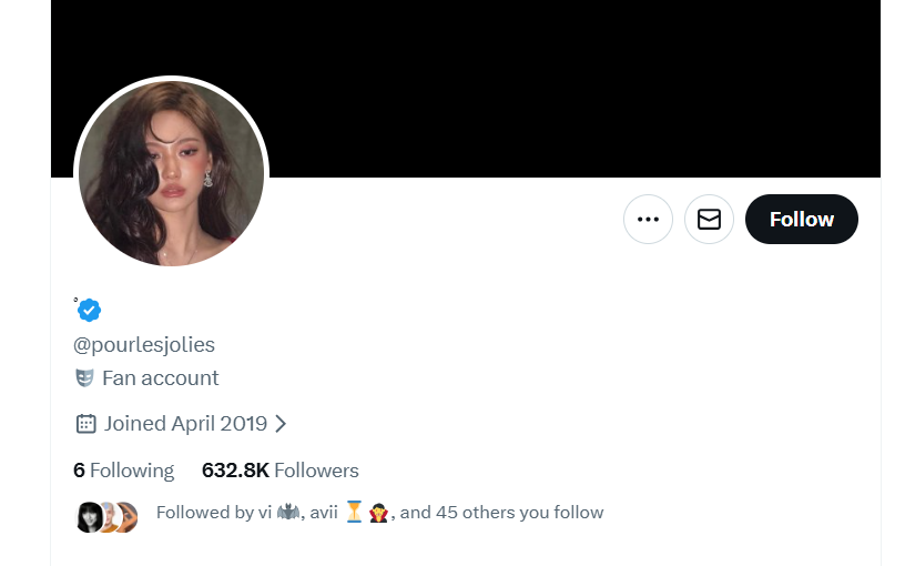 xinch_23's tweet photo. To all Blackpink and Jisoo stans, please unfollow this account https://t.co/AjKIia400E. It's already sold and has since rebranded. It used to be a Jennie solo/Blink account. #BLACKPINK #Blinks #JISOO #Sooyas #Xiuqis https://t.co/7oMK98pujA