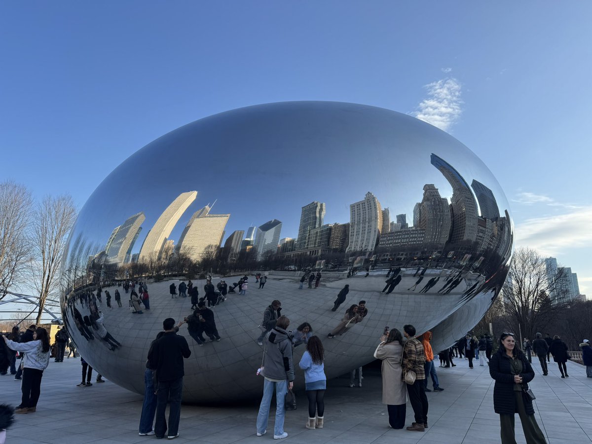 SunStarLight's tweet photo. It was a beautiful day in Chicago! https://t.co/0Nt5sBHU89