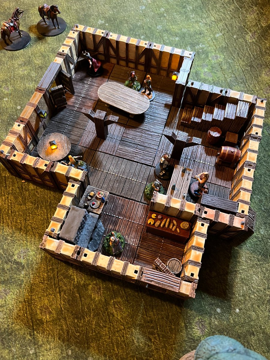 ArhminDM tweet media