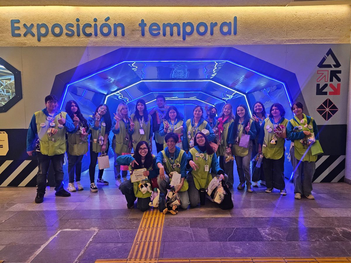 AlejandraGutR's tweet photo. Vivir esta etapa con cada uno de ustedes me llena el corazón de amor y nostalgia 💚gracias por llegar a ser parte de mis 20s los amo equipo verde. https://t.co/O68jFl1ja5