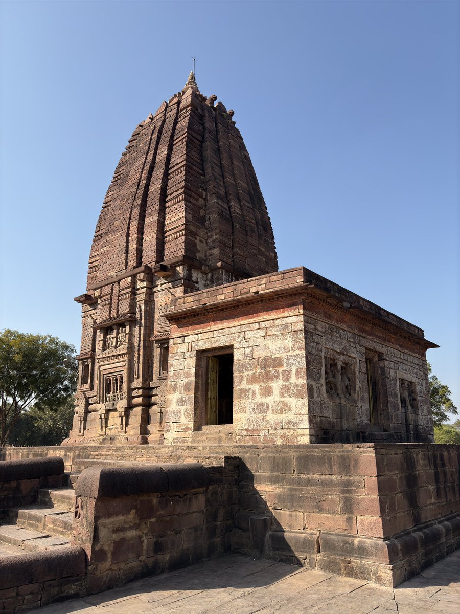 rahuldevahirwar's tweet photo. Choumukhnath temple MP Panna https://t.co/pYRaL1W5Ha