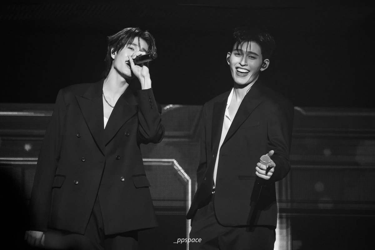 ดูไปเพลินๆนะคะ ทำไว้เมื่อวาน ลงไปเรื่อยๆ

JASPER KINDLED FIRSTRISE
PHUWIN RISING RISERCON
#RISERCONCERTD1