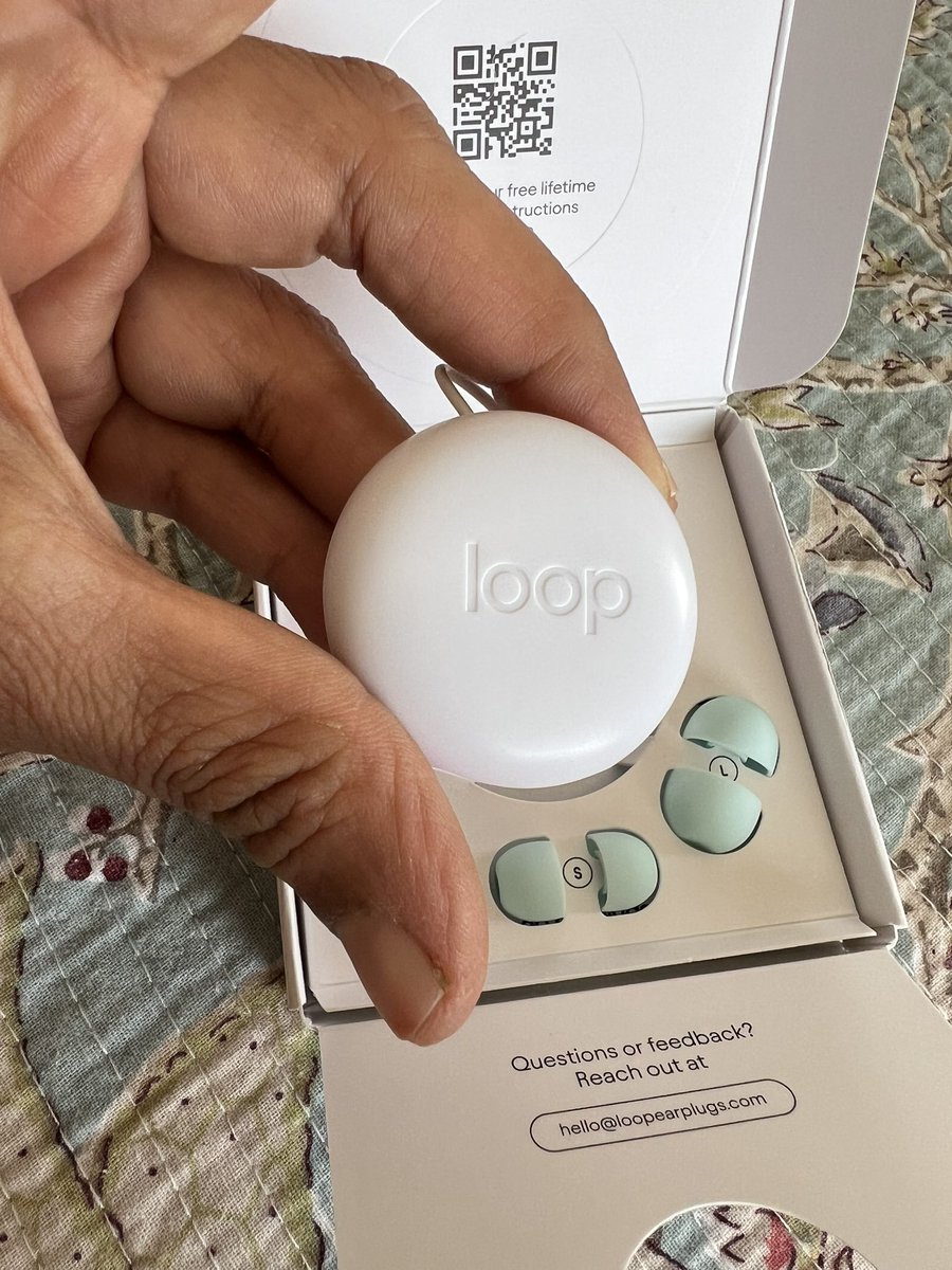 arthiramesh's tweet photo. I got these as V-Day gift from my husband who listens to my unending complaints about the noisy neighborhood we moved to. Any users here? #LoopEarPlugs @loopearplugs I hope your product doesn't disappoint. https://t.co/n4OZmHSvau
