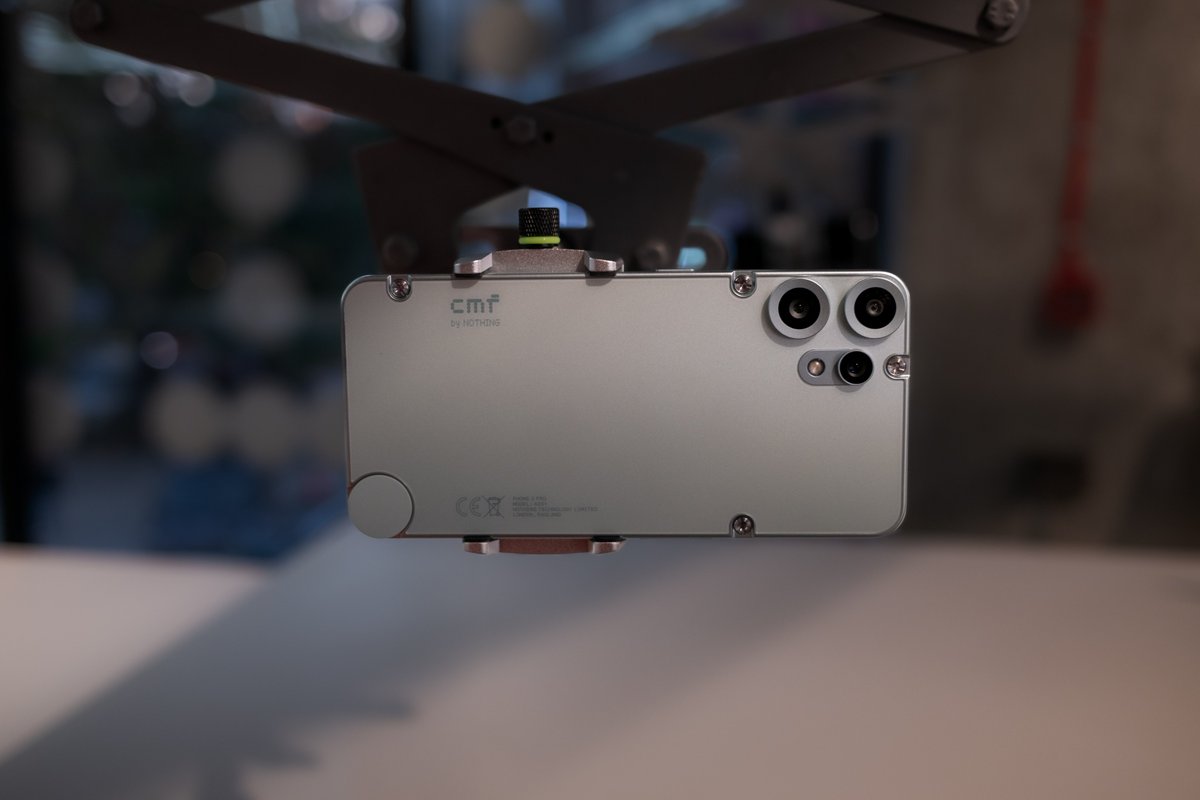 gogiinc's tweet photo. The store showcases Nothing’s signature durability + transparent design language up close.
From build quality to detailing you can actually feel the engineering, not just see it.
#NothingPhone #TechExperience #DesignMatters https://t.co/nLs1WEqFQC