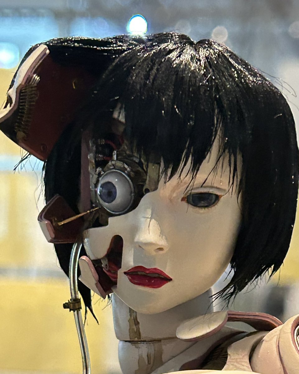 ShimadaHeinrich's tweet photo. 2004年時作られたハダリのオブジェ生で見れてよかった
このメカ目が剥き出しになってるの堪らないわ〜
#攻殻機動隊展
#イノセンス
#Ghostintheshell2 https://t.co/zBqGWFAzxL