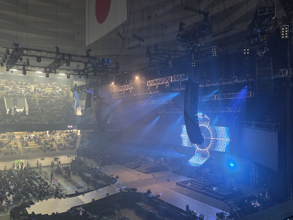 kinakojgdw's tweet image. ほんしか😆2F
フリーレンからの花も撮った🥰
#milet_日本武道館
#RayofWater