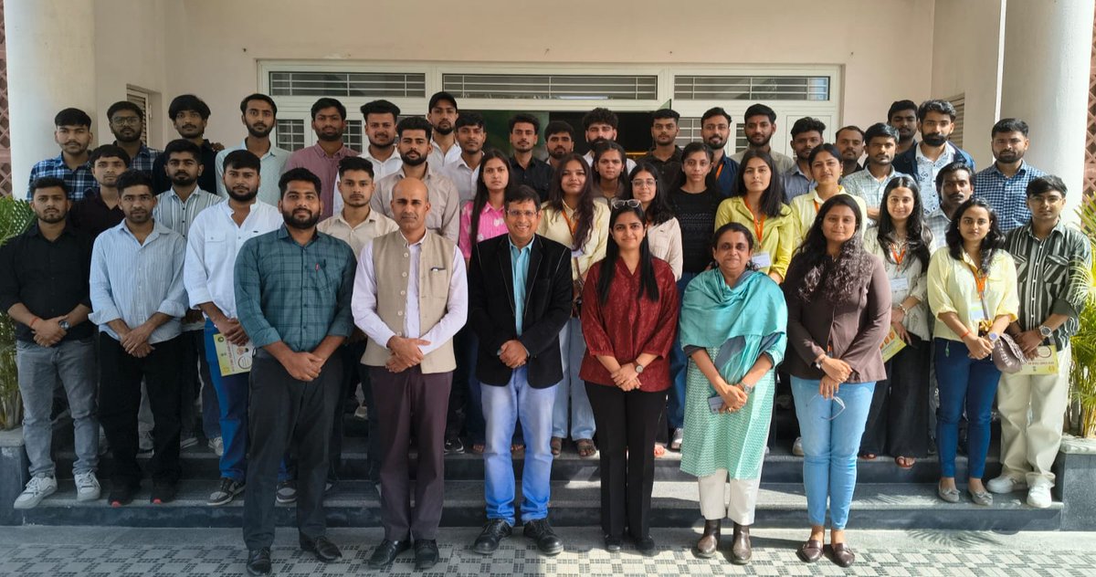 iefccsniam's tweet photo. ✨ Inspiring Young Minds at IEF–CCS NIAM ✨

Hosted 40 students from Chaudhary Charan Singh University, Meerut, for an exposure visit on RKVY-RAFTAAR, incubation programs, and innovation opportunities in agriculture.

#IEFCCSNIAM #StudentVisit #RKVYRAFTAAR #Innovation https://t.co/IfvHjzor1r